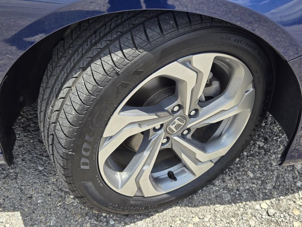 Used 2020 Honda Accord EX image 6