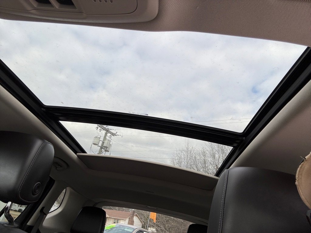 Used 2019 Buick Envision Essence image 17