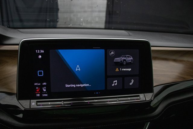 Used 2024 Volkswagen Atlas SE image 35