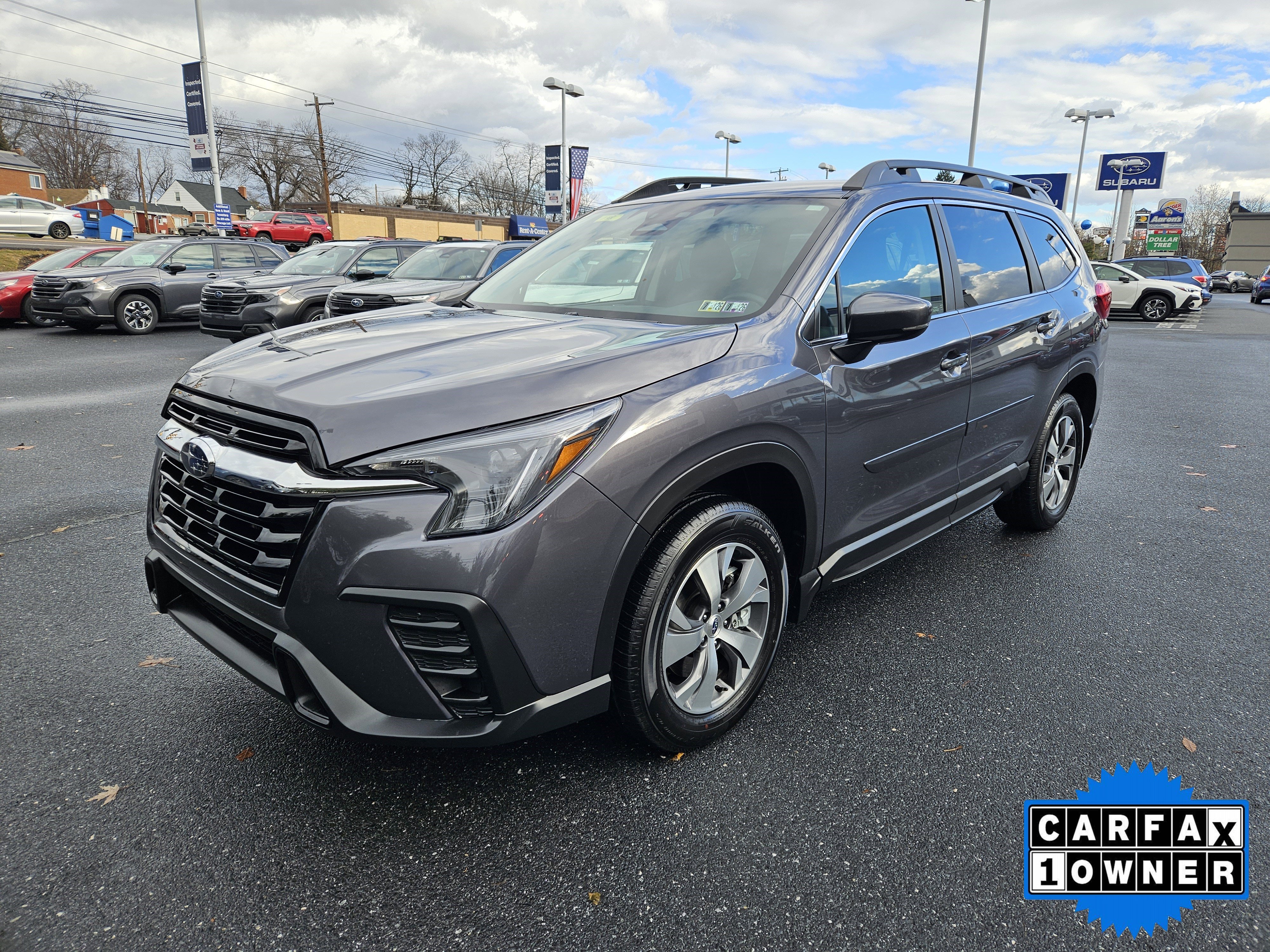 Certified 2025 Subaru Ascent Premium image 3