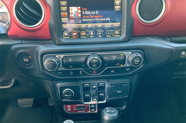 Used 2023 Jeep Wrangler Rubicon image 24