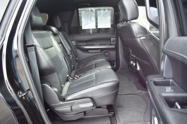 Used 2018 Ford Expedition Max XLT w/ Equipment Group 202A AWD/4WD image 48