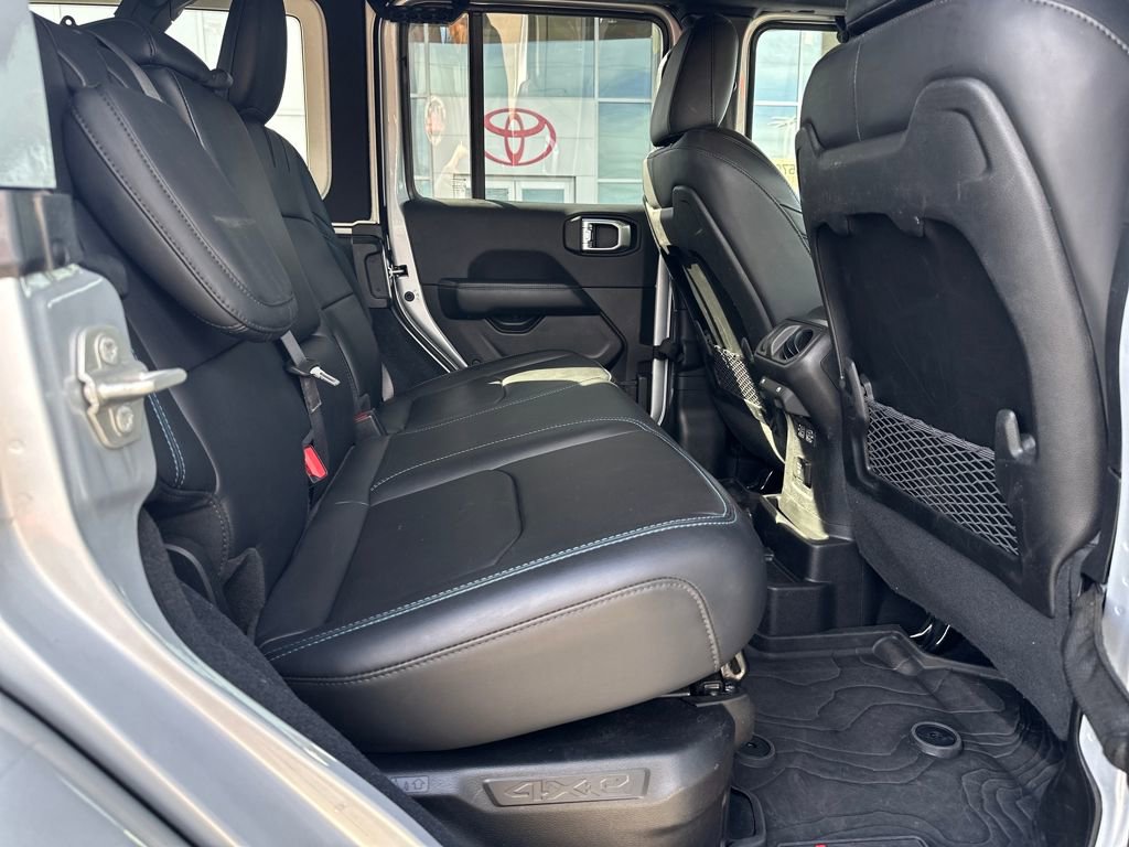 Used 2024 Jeep Wrangler Unlimited Rubicon 4xe image 15