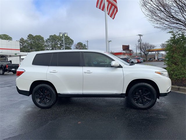 Used 2013 Toyota Highlander FWD image 9