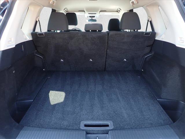 Used 2024 Nissan Rogue S AWD/4WD image 8