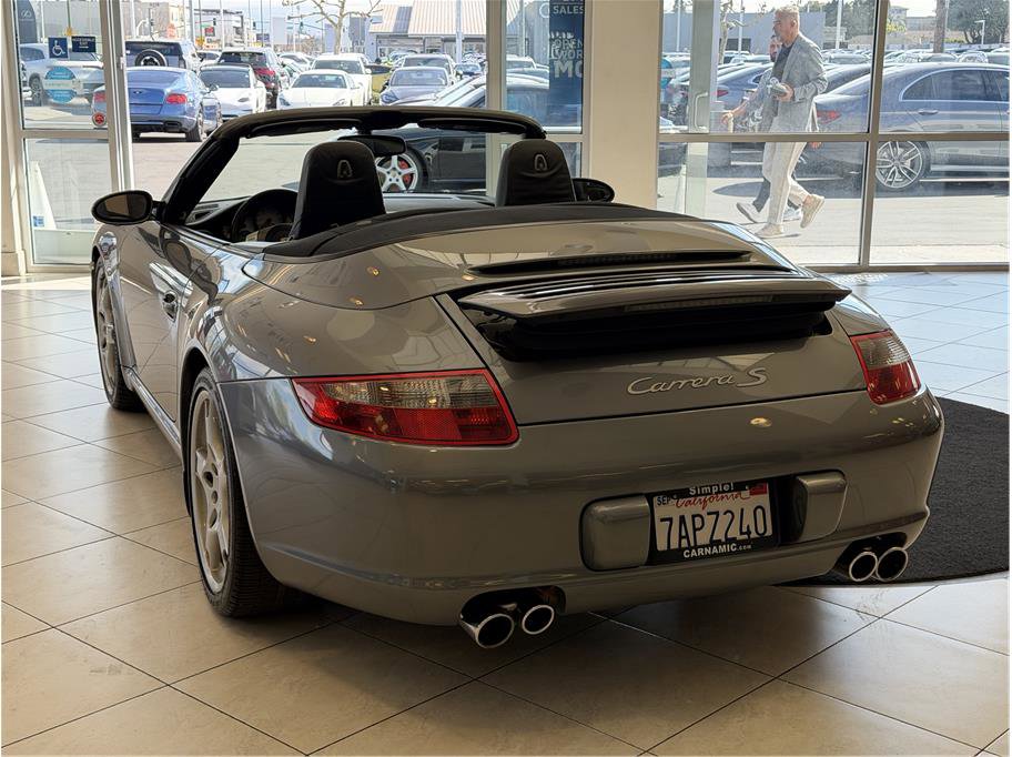 Used 2005 Porsche 911 Carrera S image 7