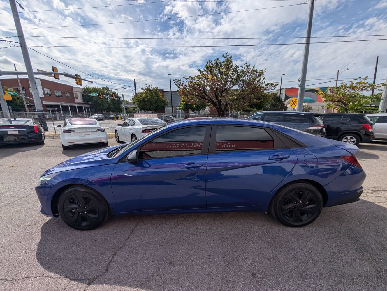 Used 2022 Hyundai Elantra SEL FWD image 9
