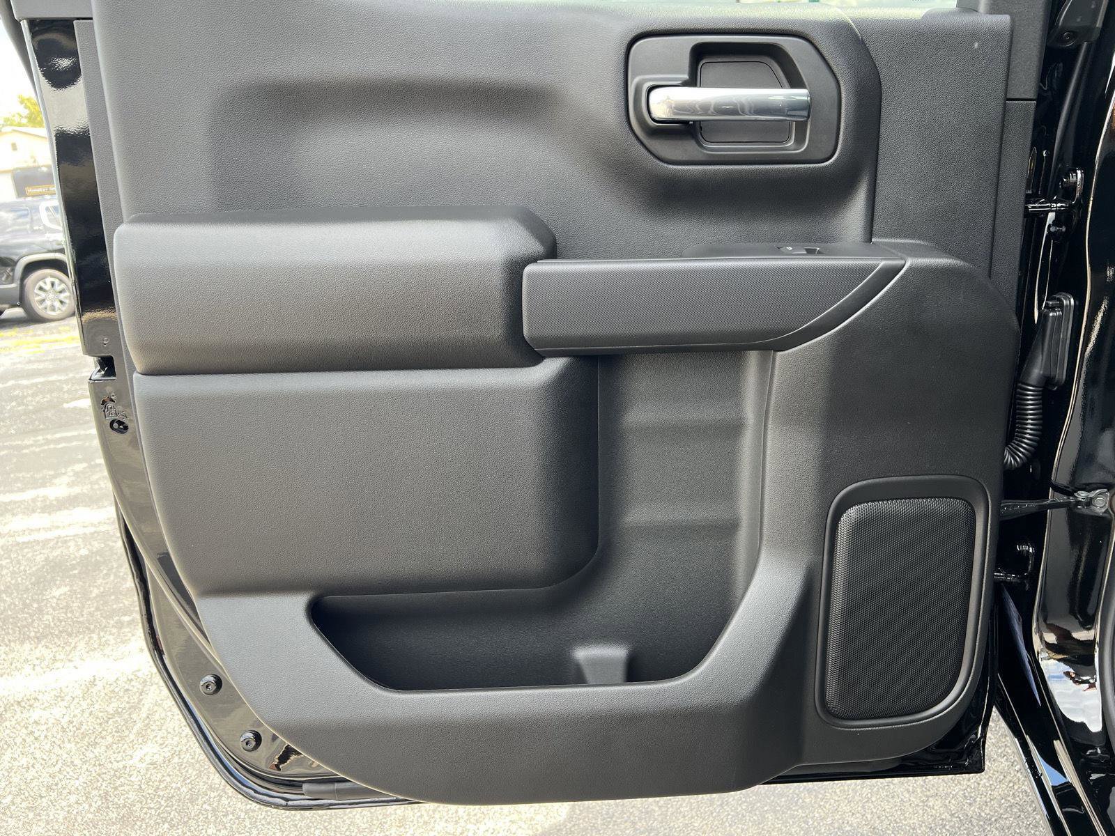 New 2026 GMC Sierra 1500 Pro w/ Graphite Edition image 18