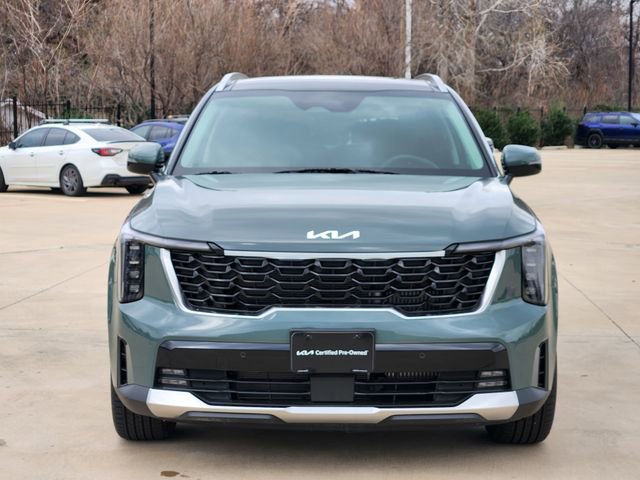 Certified 2026 Kia Sorento EX w/ EX Premium Package AWD/4WD image 2