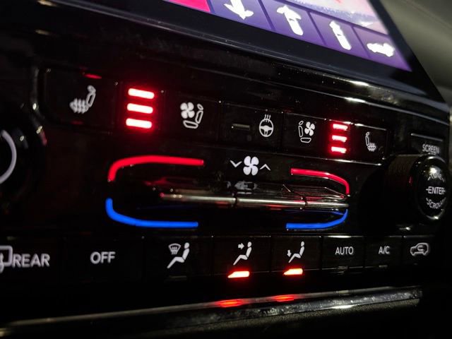 Certified 2025 Jeep Grand Cherokee Limited w/ Luxury Tech Group II image 43