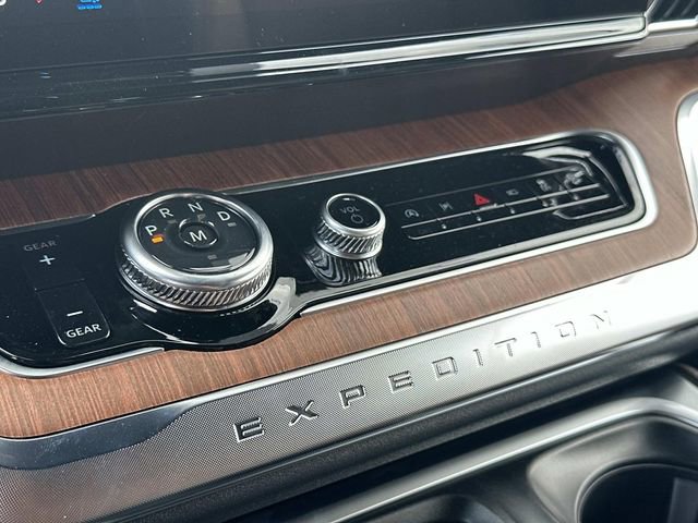 New 2026 Ford Expedition King Ranch image 39