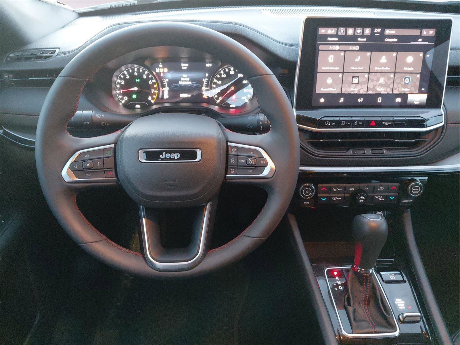 Used 2024 Jeep Compass Trailhawk w/ Trailhawk Convenience Group image 12