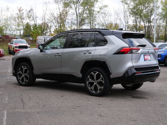 Used 2021 Toyota RAV4 XSE w/ Weather Package AWD/4WD image 4