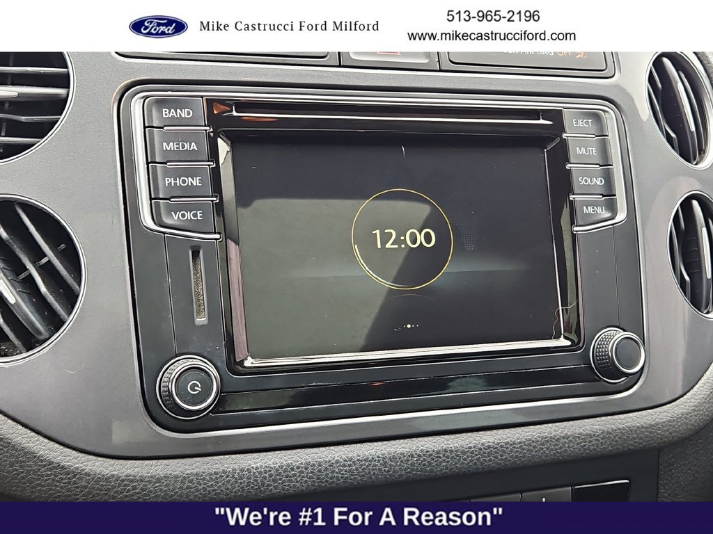 Used 2017 Volkswagen Tiguan Wolfsburg Edition AWD/4WD image 16