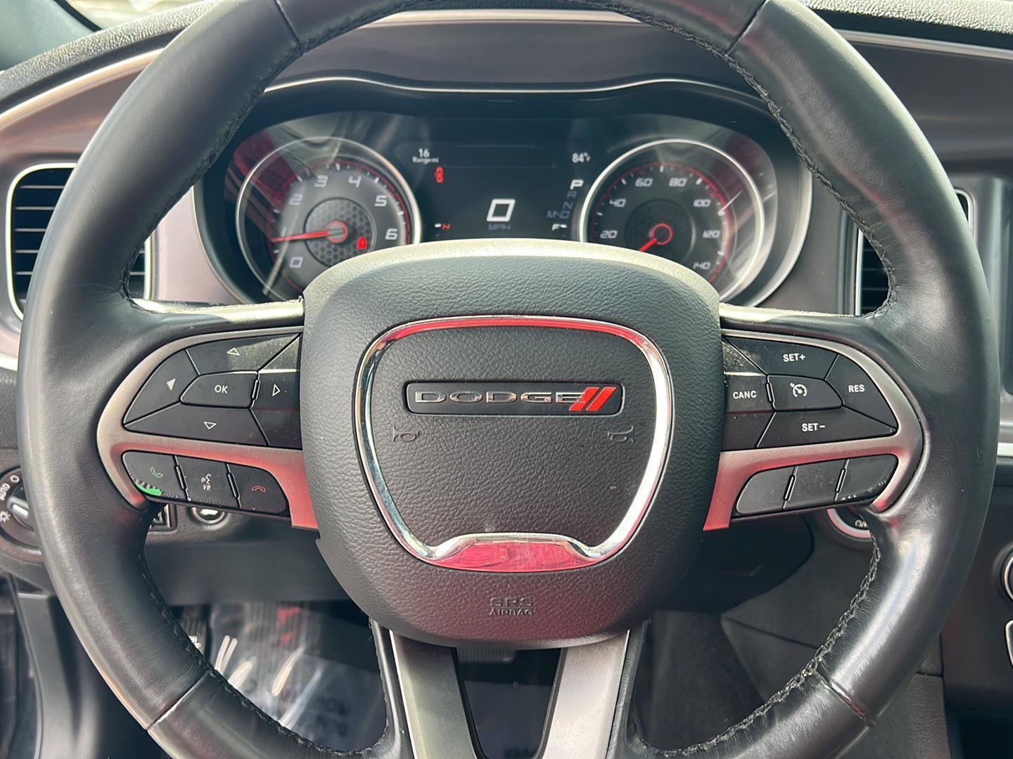 Used 2019 Dodge Charger SXT w/ Leather Interior Group image 21