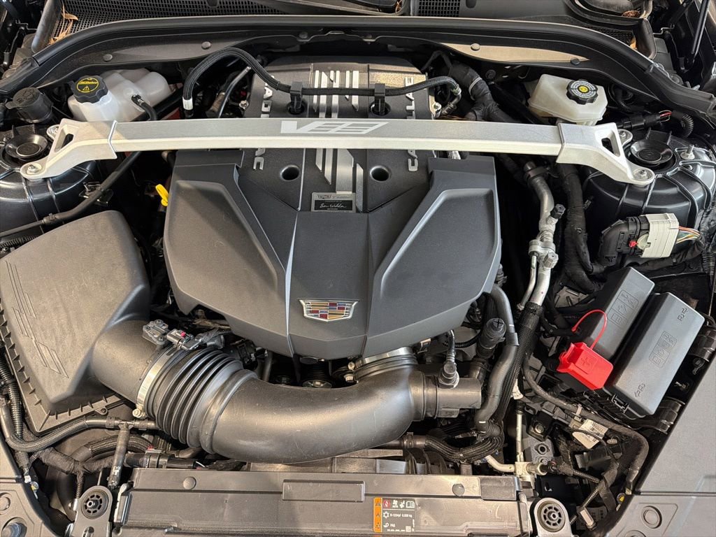 Used 2025 Cadillac CT5 V Blackwing w/ Parking Package RWD image 25
