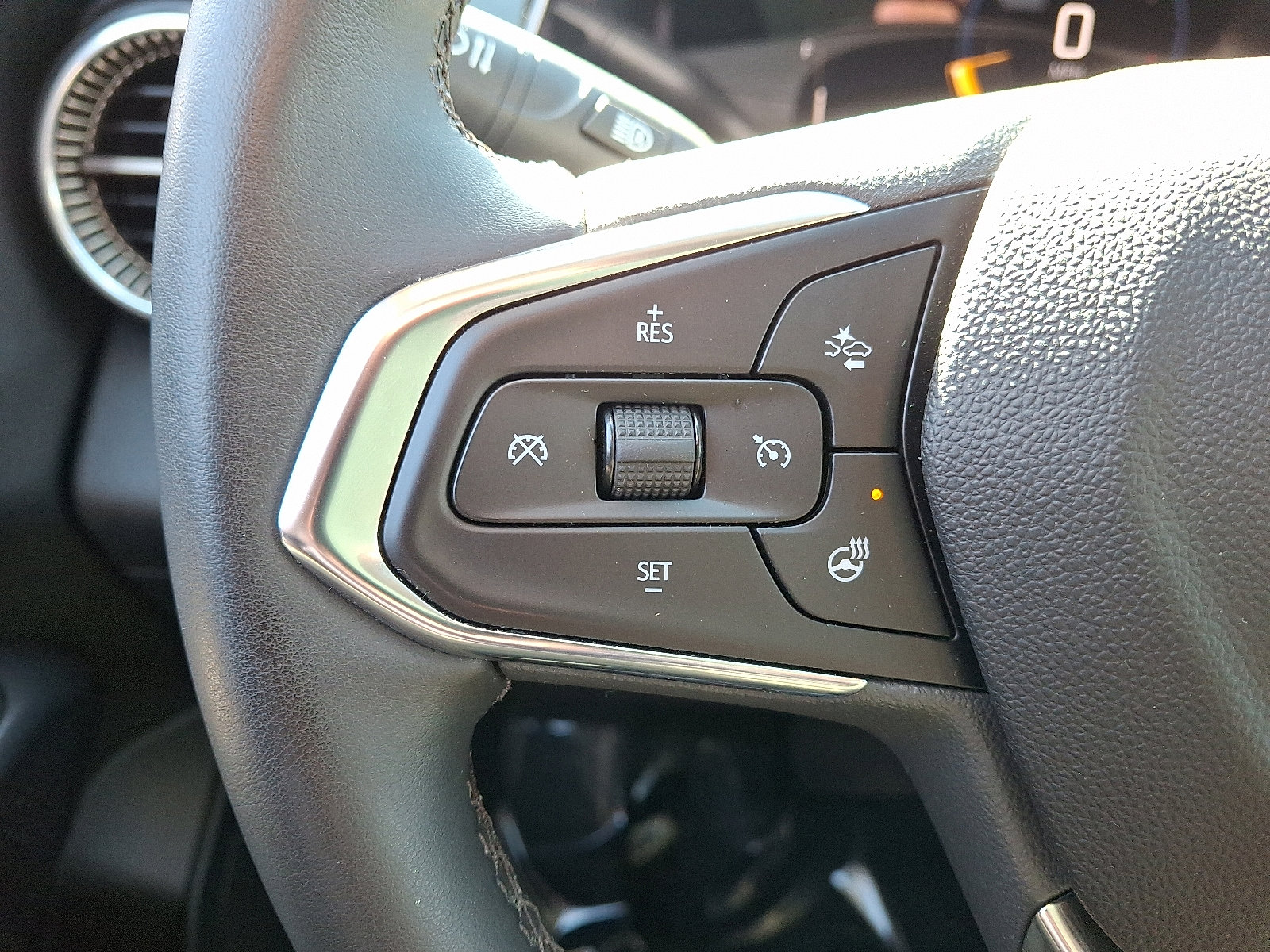 Used 2024 Chevrolet Trax ACTIV w/ Driver Confidence Package FWD image 22