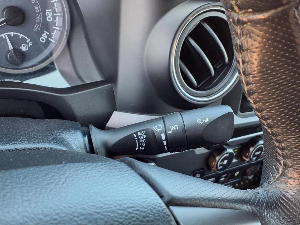 Used 2019 Toyota Tacoma TRD Sport image 23