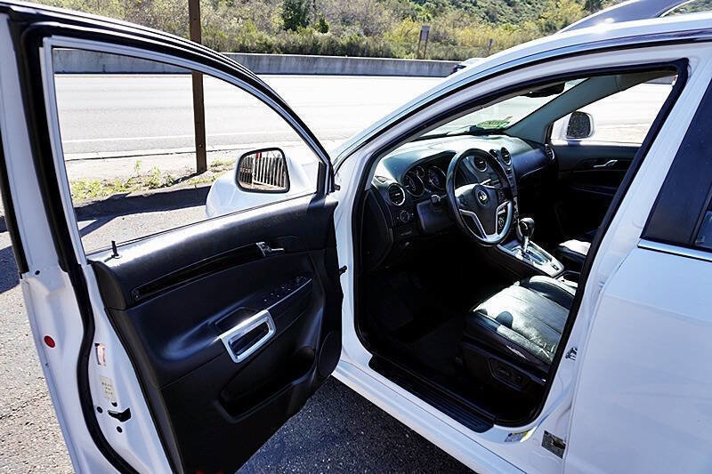 Used 2013 Chevrolet Captiva Sport LTZ FWD image 32