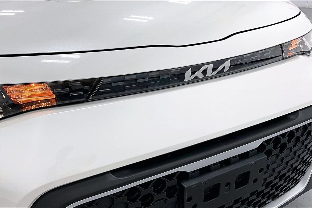 Used 2023 Kia Soul S FWD image 33