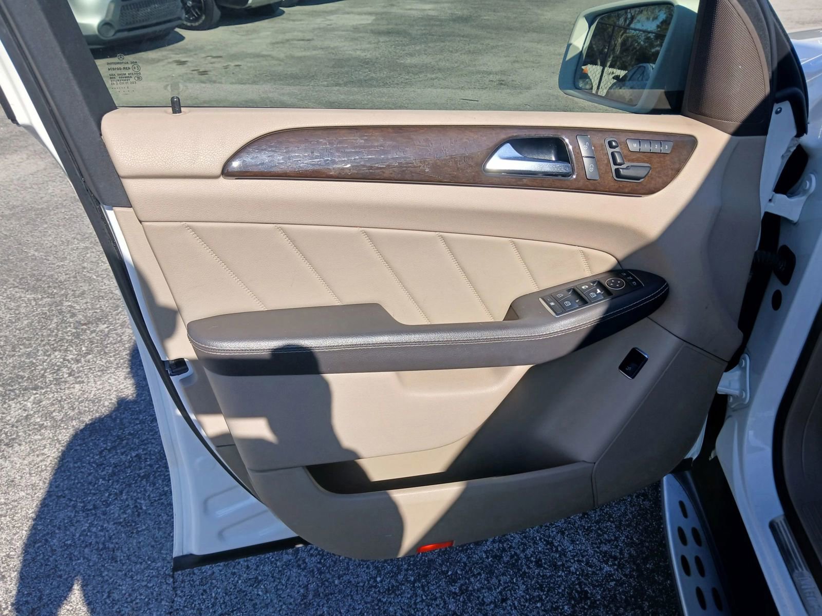 Used 2016 Mercedes-Benz GL 320 BlueTEC 4MATIC image 11