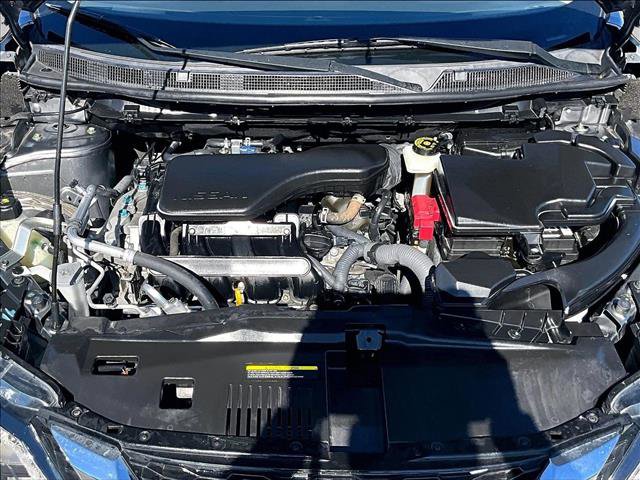 Used 2022 Nissan Rogue Sport SV image 9