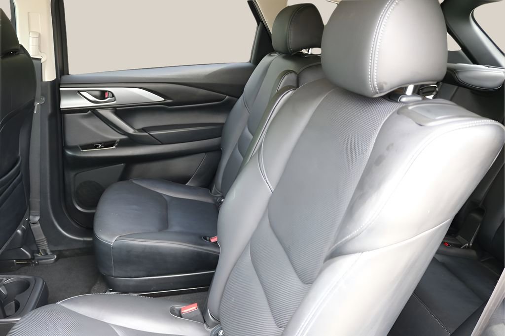 Used 2023 MAZDA CX-9 Touring image 15
