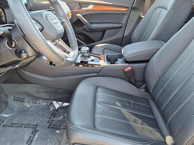 Certified 2023 Audi Q5 2.0T Premium Plus w/ Premium Plus Package AWD/4WD image 16