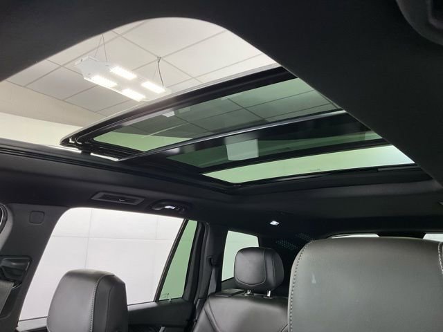 Certified 2025 Cadillac XT6 Premium Luxury w/ Technology Package image 22