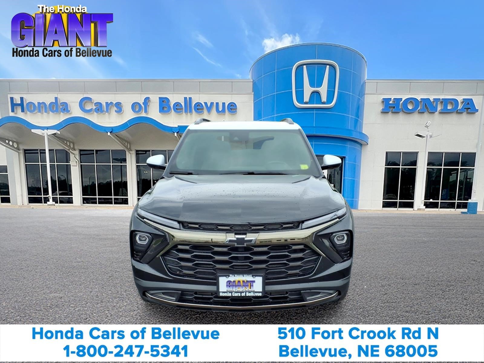 Used 2025 Chevrolet TrailBlazer ACTIV w/ Convenience Package AWD/4WD image 2