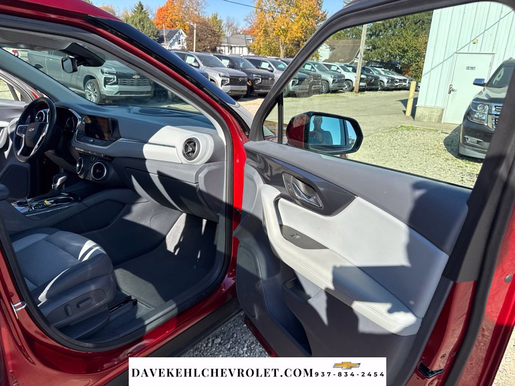 Used 2021 Chevrolet Blazer LT FWD image 25