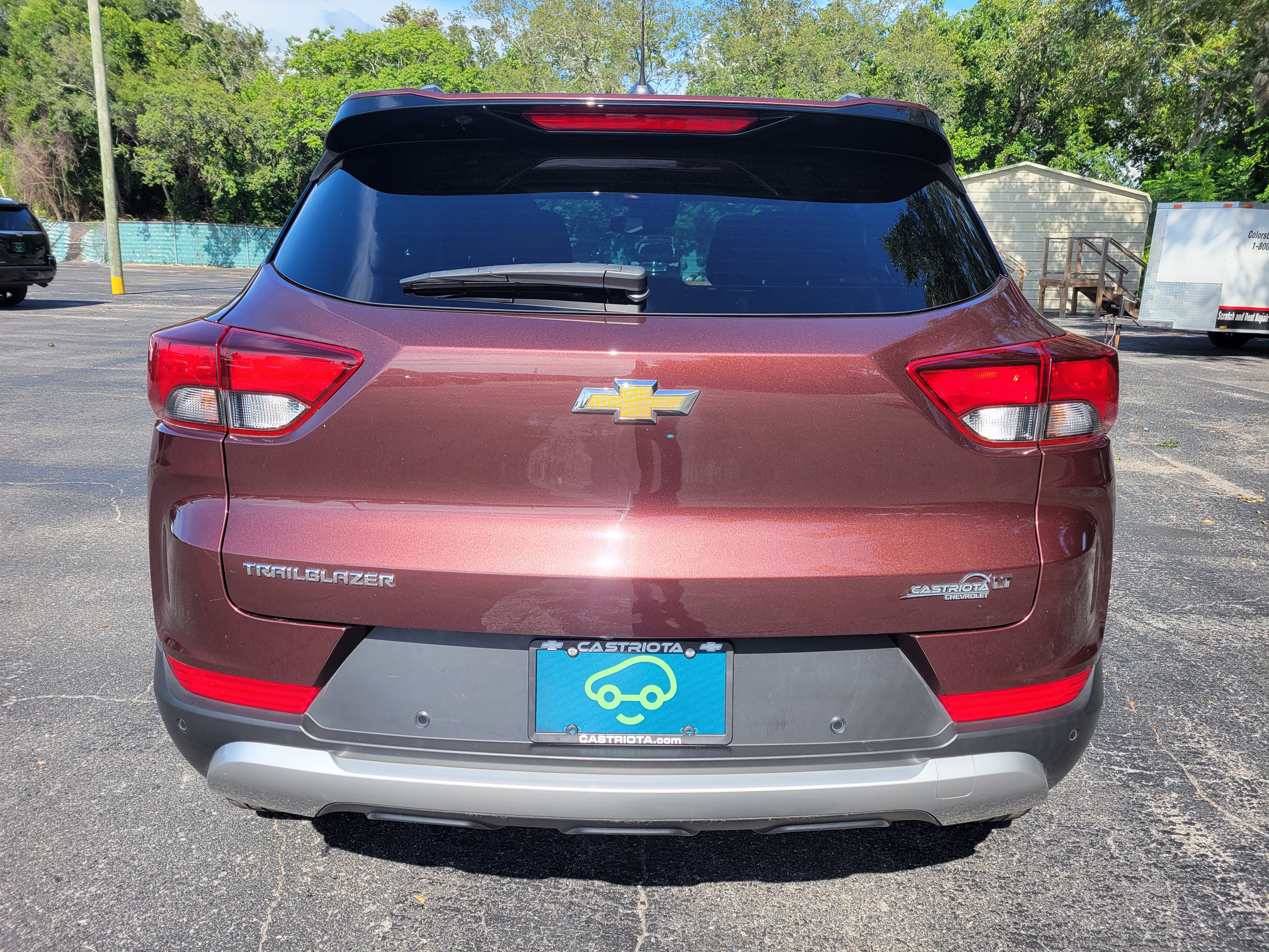 Certified 2023 Chevrolet TrailBlazer LT w/ Convenience Package FWD image 6