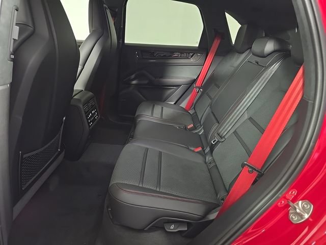 New 2026 Porsche Cayenne GTS AWD/4WD image 15
