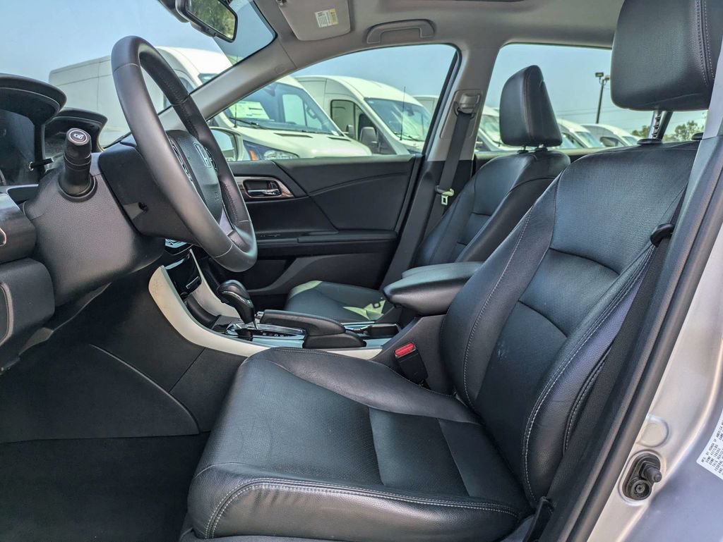Used 2016 Honda Accord EX-L image 19