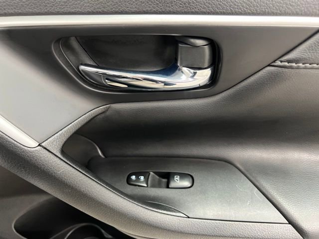 Used 2017 Nissan Altima 2.5 SL w/ Moonroof Package image 53