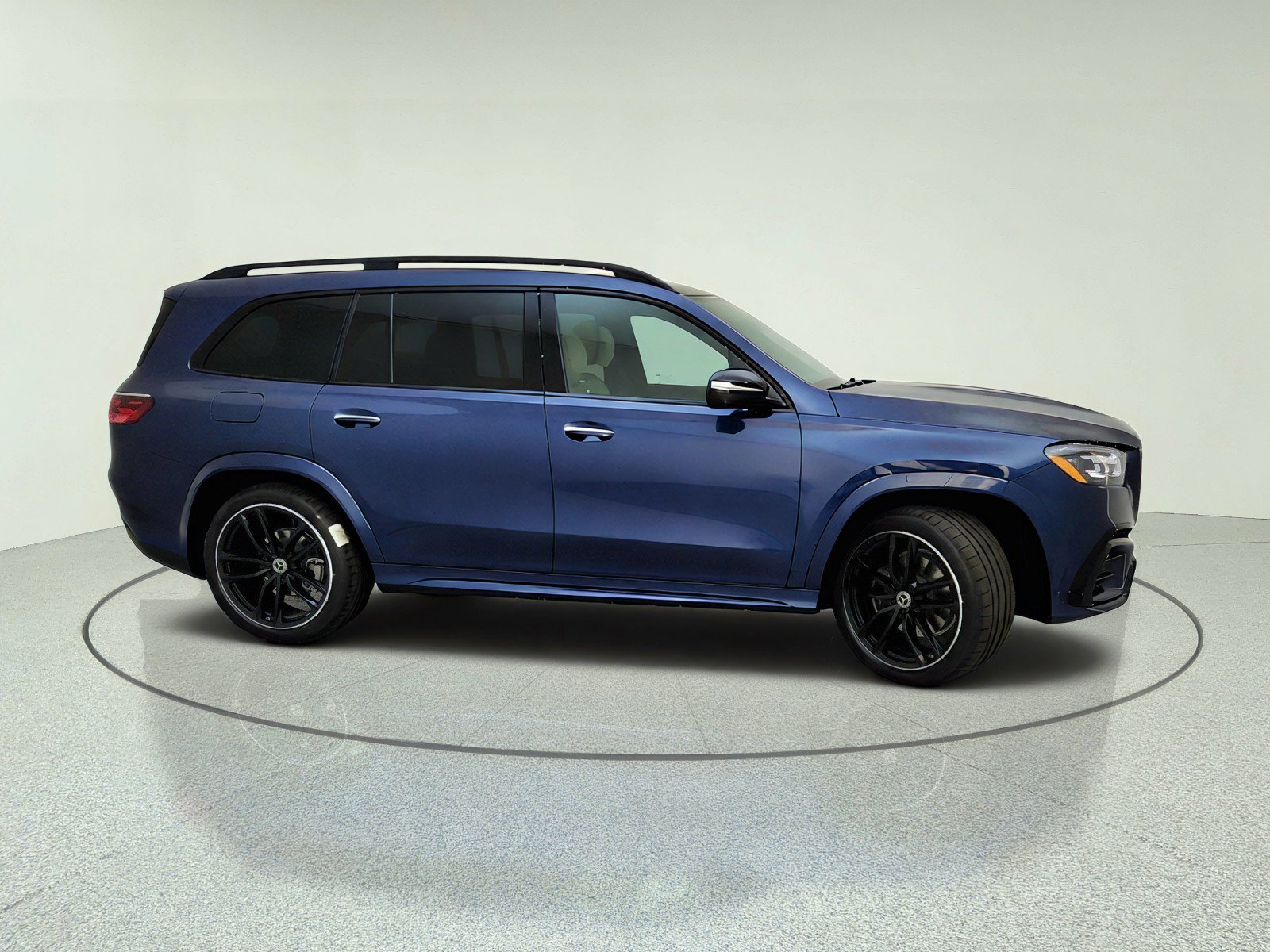 New 2026 Mercedes-Benz GLS 450 4MATIC image 6