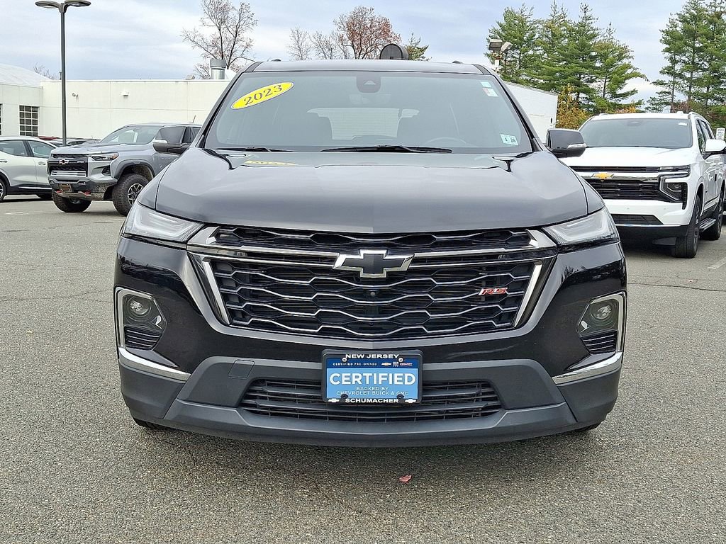 Certified 2023 Chevrolet Traverse RS image 2