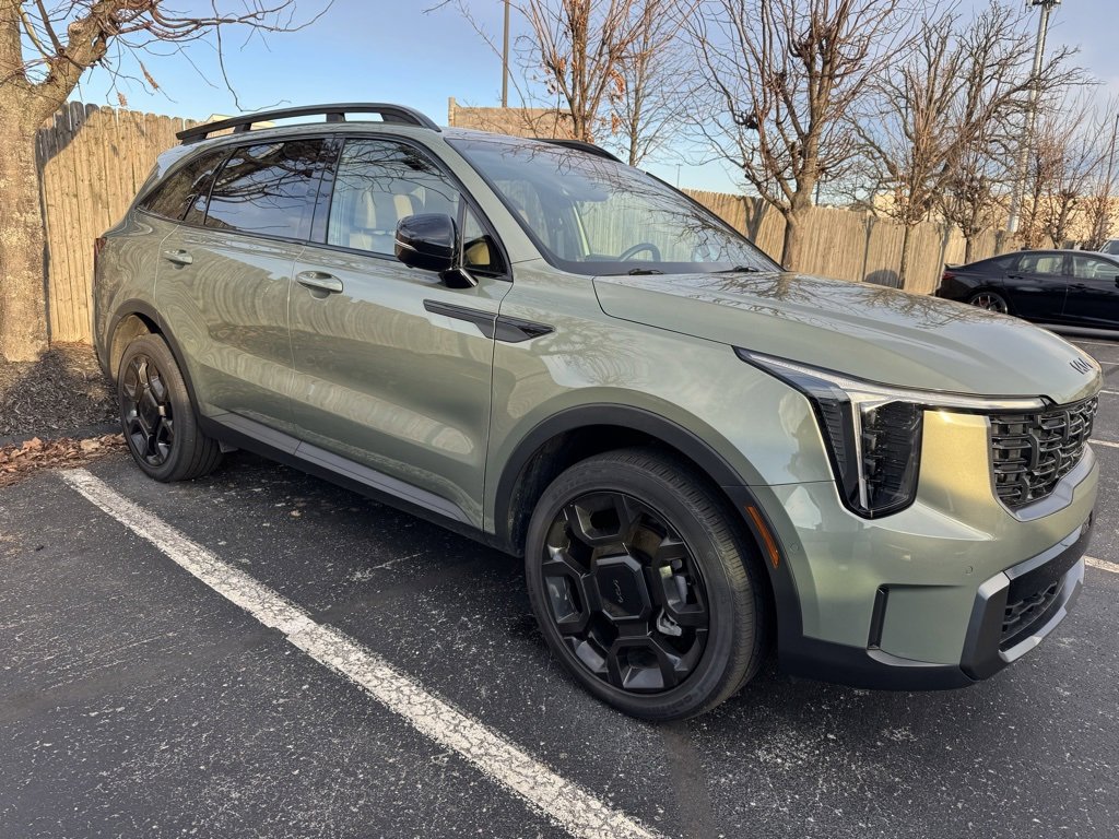Used 2025 Kia Sorento SX Prestige w/ Olive Brown Leather Package image 1