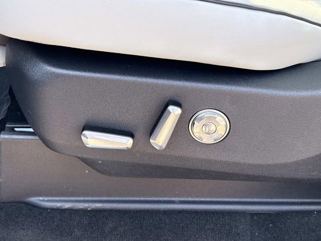 New 2026 Lincoln Navigator L Black Label image 24