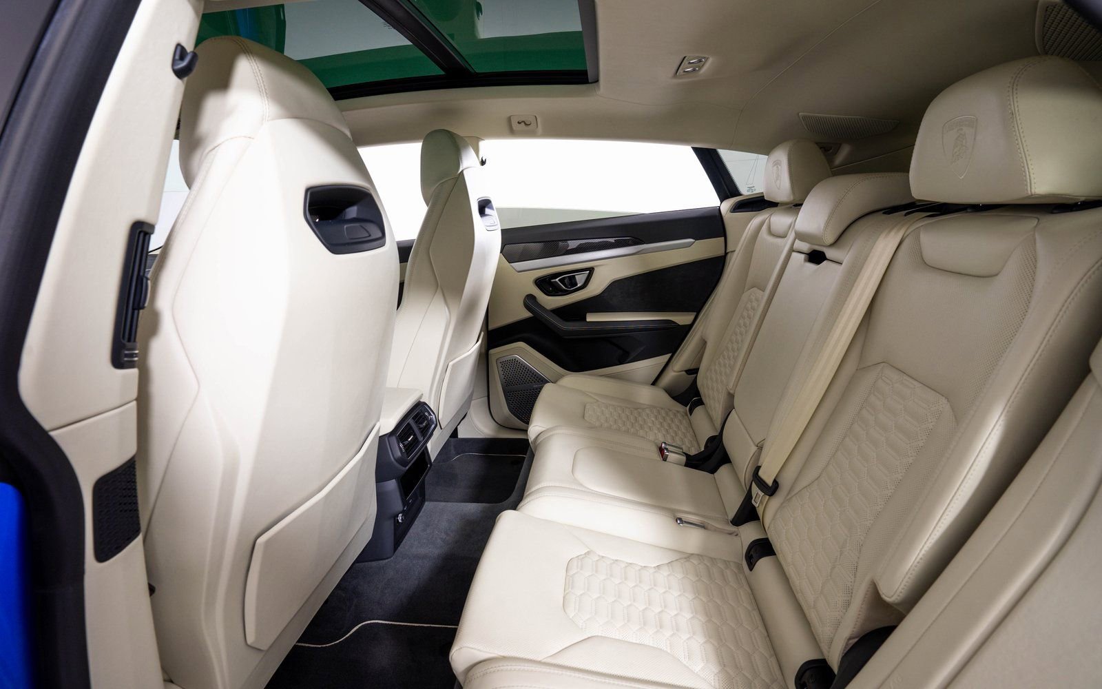 Used 2021 Lamborghini Urus image 15