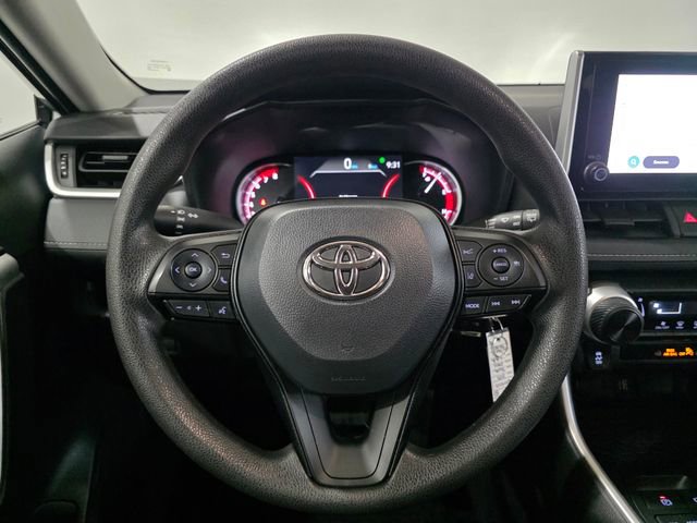 Used 2025 Toyota RAV4 LE AWD/4WD image 16
