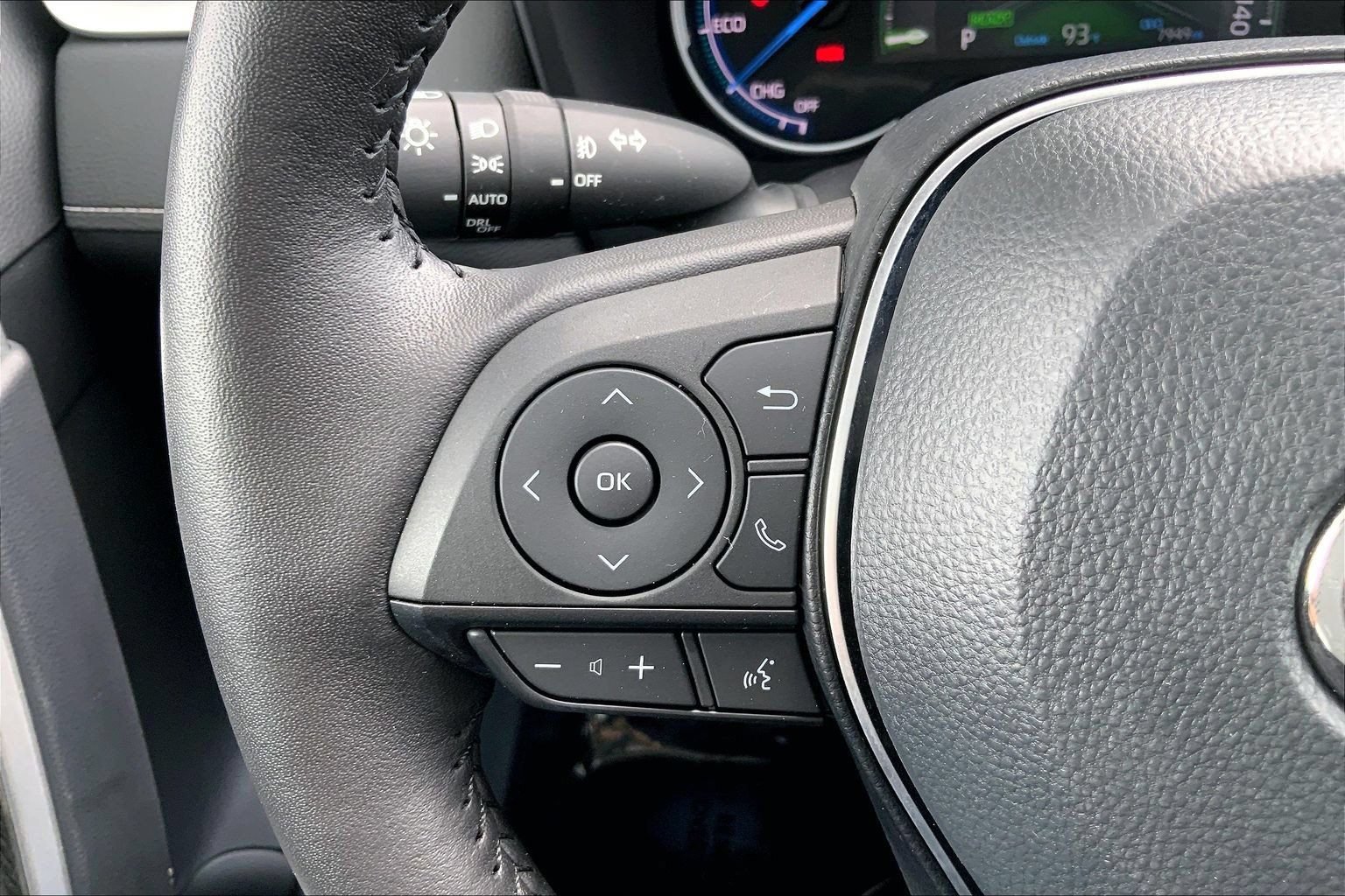 Used 2024 Toyota RAV4 XLE Premium w/ Weather Package AWD/4WD image 20