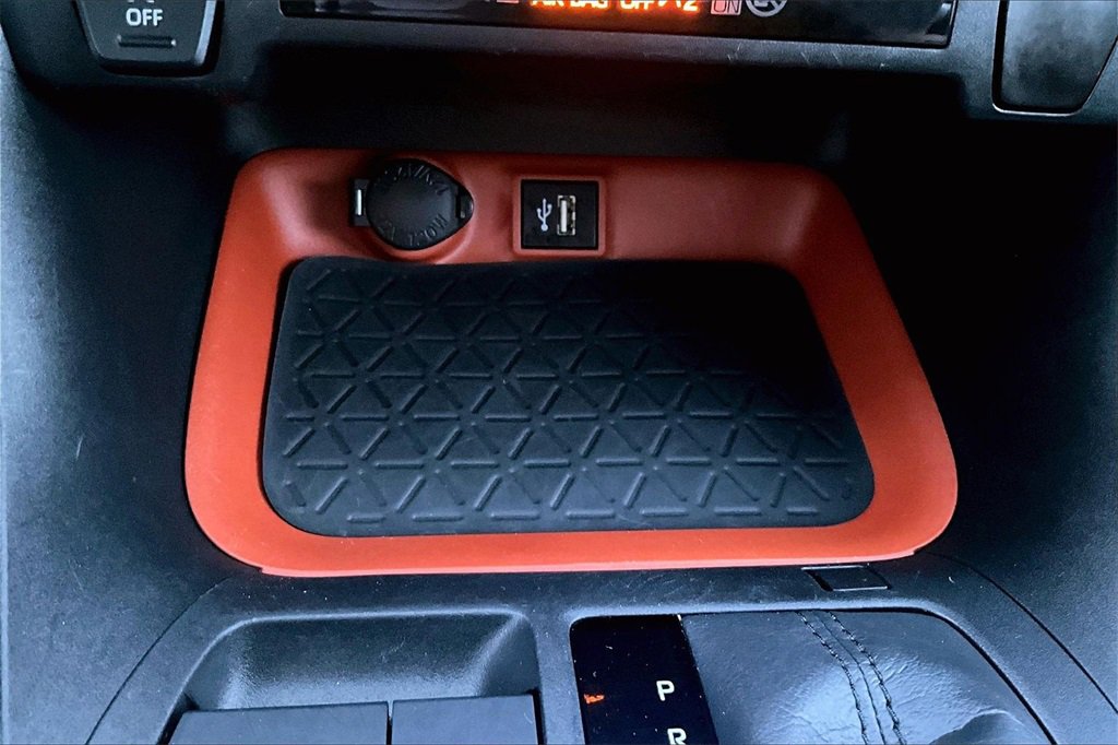 Used 2024 Toyota RAV4 Adventure image 32