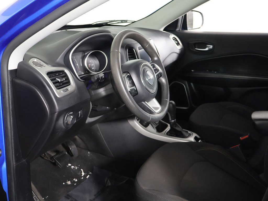 Used 2020 Jeep Compass Sport image 19
