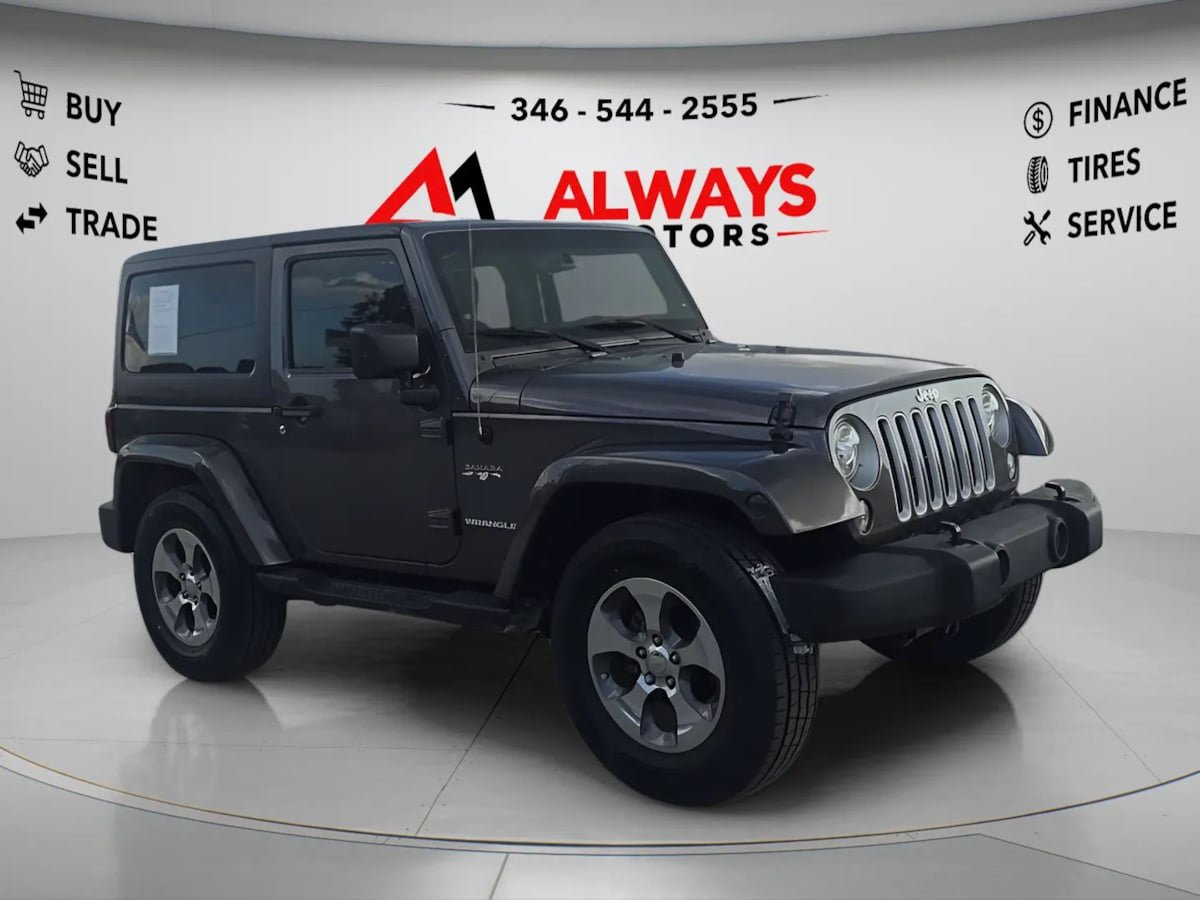 Used 2017 Jeep Wrangler Sahara w/ Connectivity Group AWD/4WD image 3