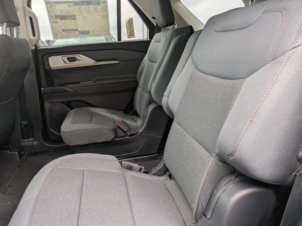 New 2026 Ford Explorer Active image 15