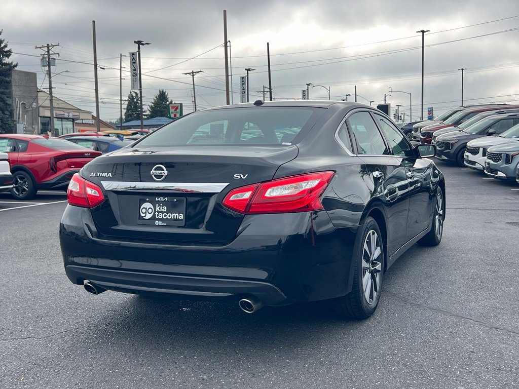 Used 2017 Nissan Altima 2.5 SV FWD image 7
