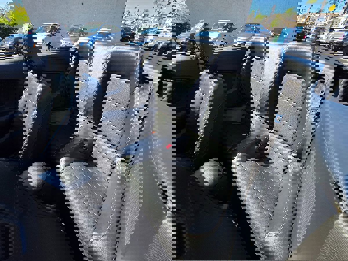 Used 2020 Ford Mustang Premium image 19