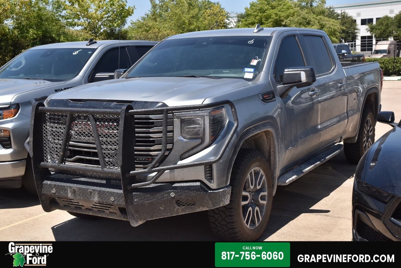 Used 2025 GMC Sierra 1500 AT4 w/ AT4 Premium Package AWD/4WD image 1