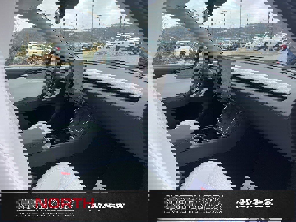 Used 2026 Tesla Model Y Long Range image 29